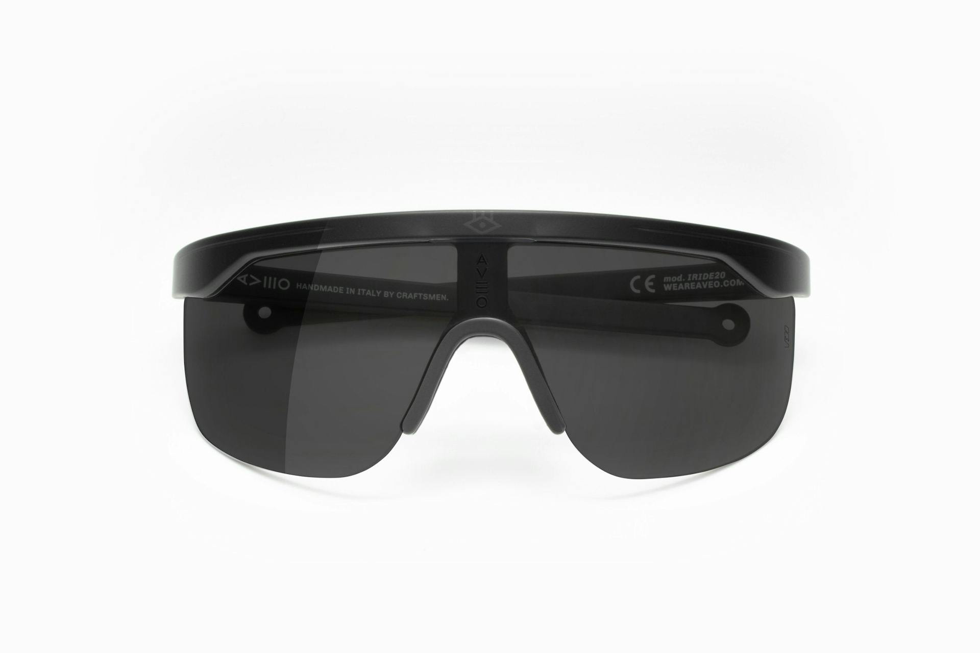 Iride Black Black Lens